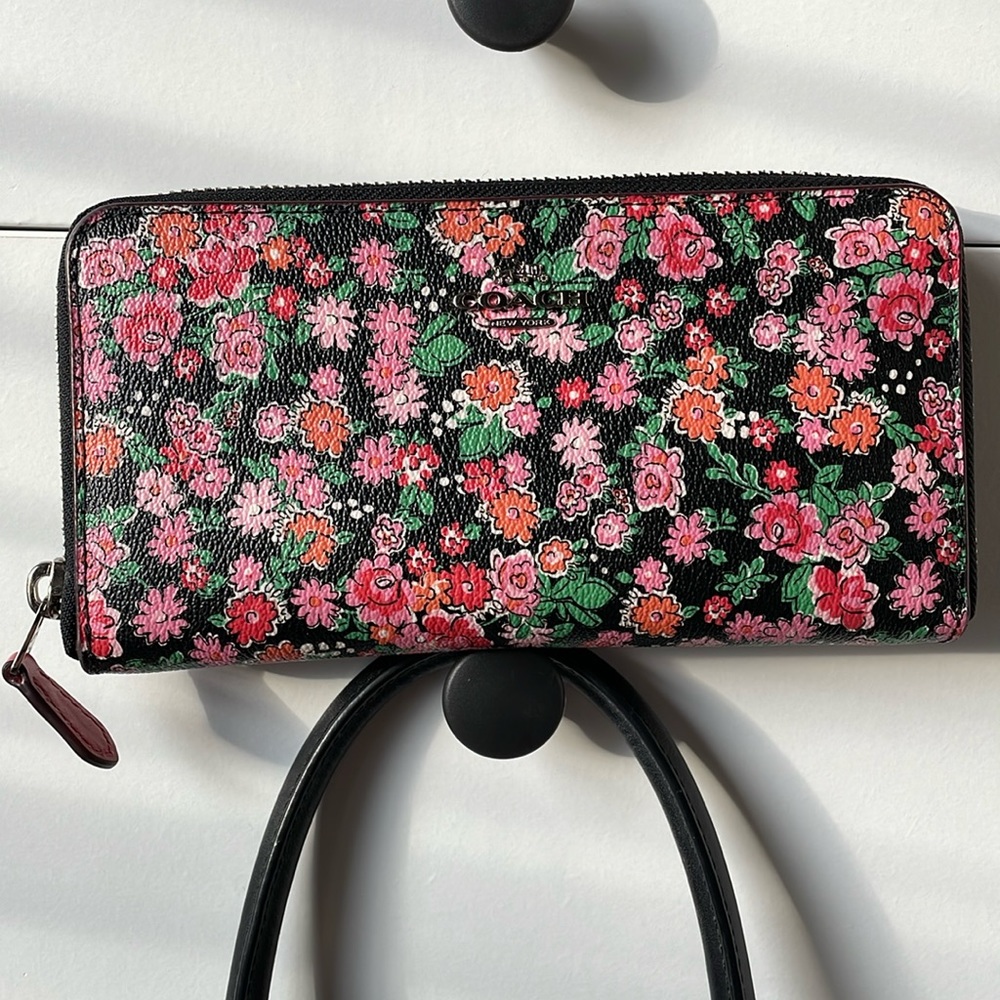 Coach Sierra Posey Cluster Floral Satchel, Wallet & Pink Wide Scallop Edge Strap - Picture 13 of 17